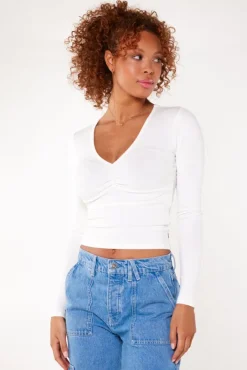 T-shirts & Tops<America Today Longsleeve Laney Offwhite