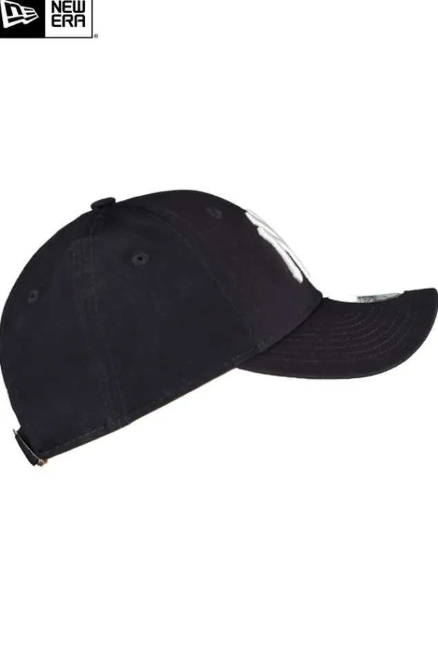 Accessories|Accessoires<America Today New Era pet 940 adjustable Black/white|Navy/white|Red/white